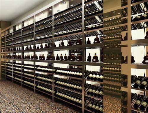 社會文化的進步，不銹鋼酒柜廠家緊跟社會文化的步伐